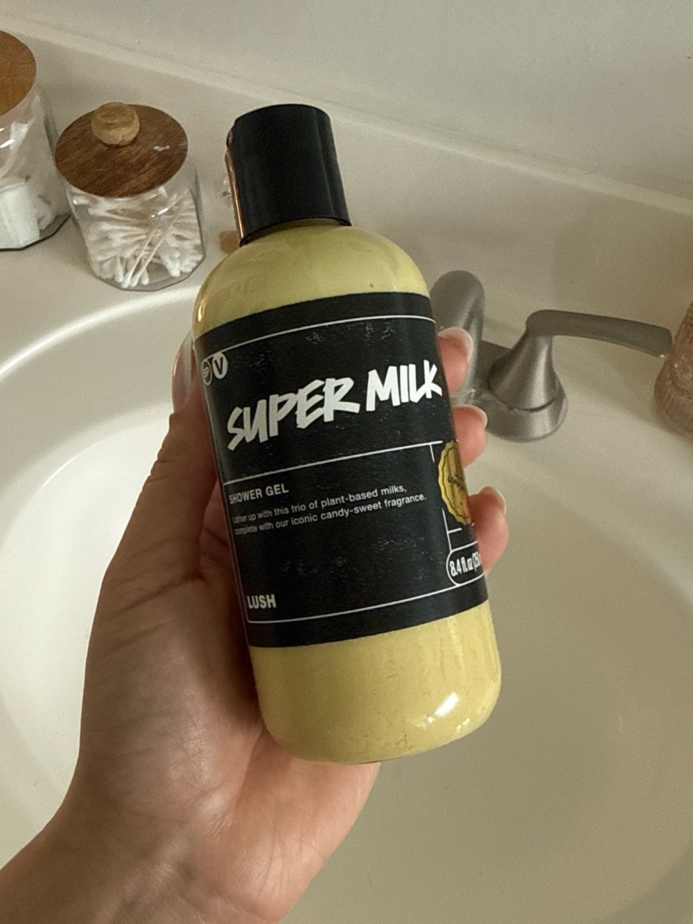 Lush Super Milk Shower Gel -
